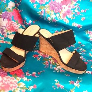 X appeal Wedge Shoe